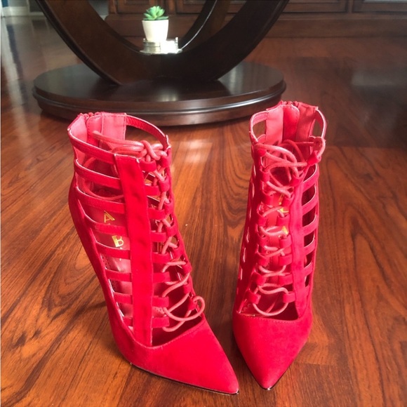 Alba Red Heels - Picture 2 of 7